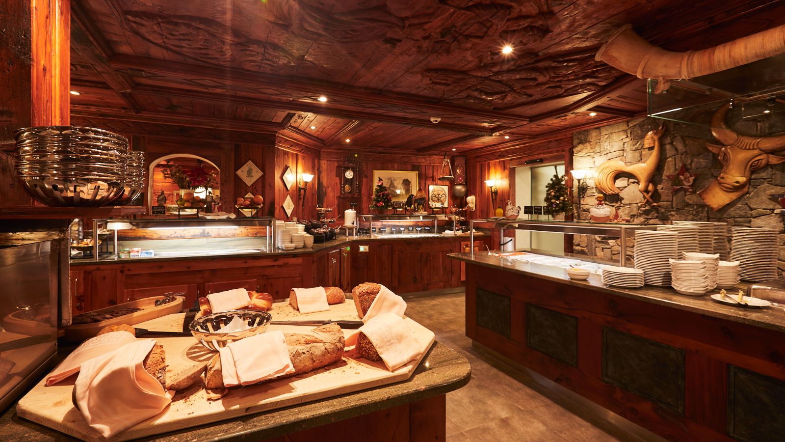 Hotel Alex - Breakfast (1).jpg