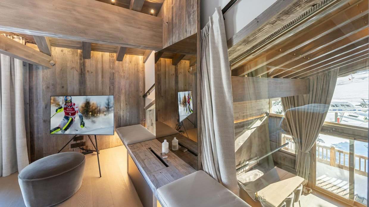 Chalet Bellarossa | Luxury Ski Chalets Courchevel 1850 | Oxford Ski Company