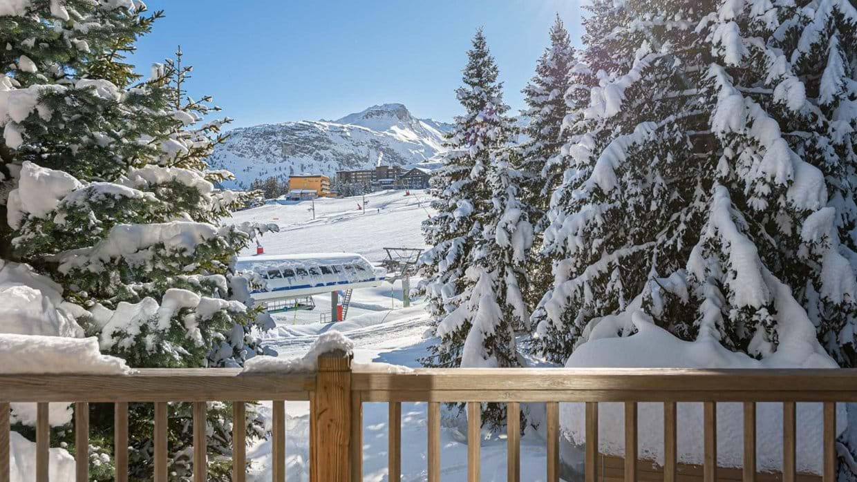 Chalet Bellarossa | Luxury Ski Chalets Courchevel 1850 | Oxford Ski Company