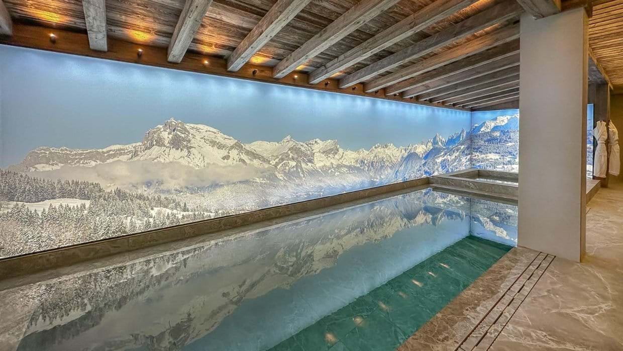 Chalet Bellarossa | Luxury Ski Chalets Courchevel 1850 | Oxford Ski Company