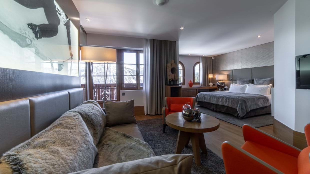 Luxury-Ski-Hotel-Courchevel-1850-Hotel-Le-Strato-Oxford-Ski-Bedroom (12).jpg