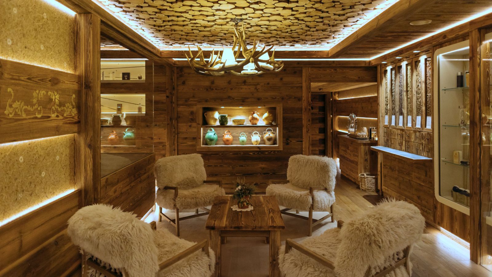 Luxury-Ski-Chalet-Meribel-Refuge-De-La-Traye-Oxford-Ski-Seating-Area.jpg