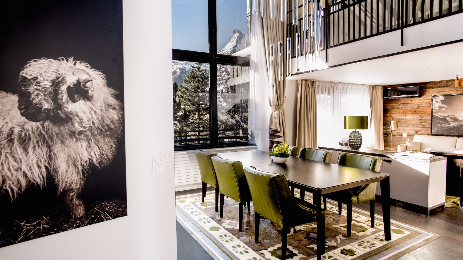luxury-ski-hotels-zermatt-alpenhof-oxford-ski-penthouse-deluxe (1).jpg