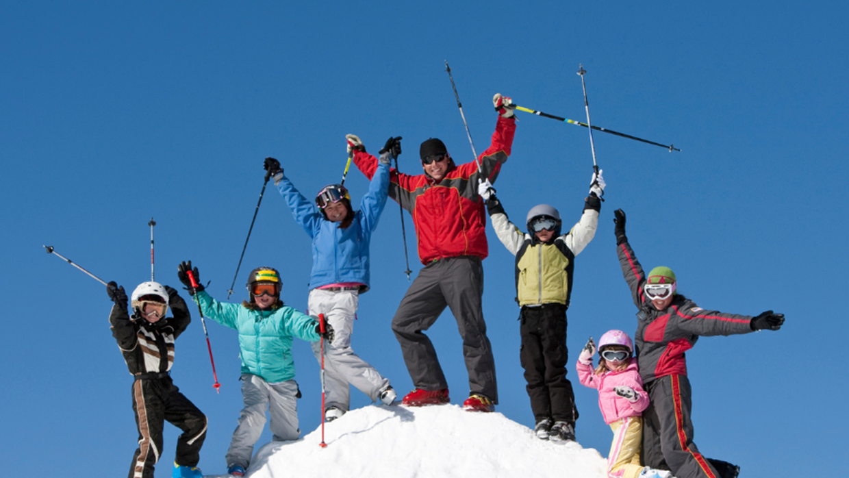 The Ultimate Guide to Group Ski Holidays