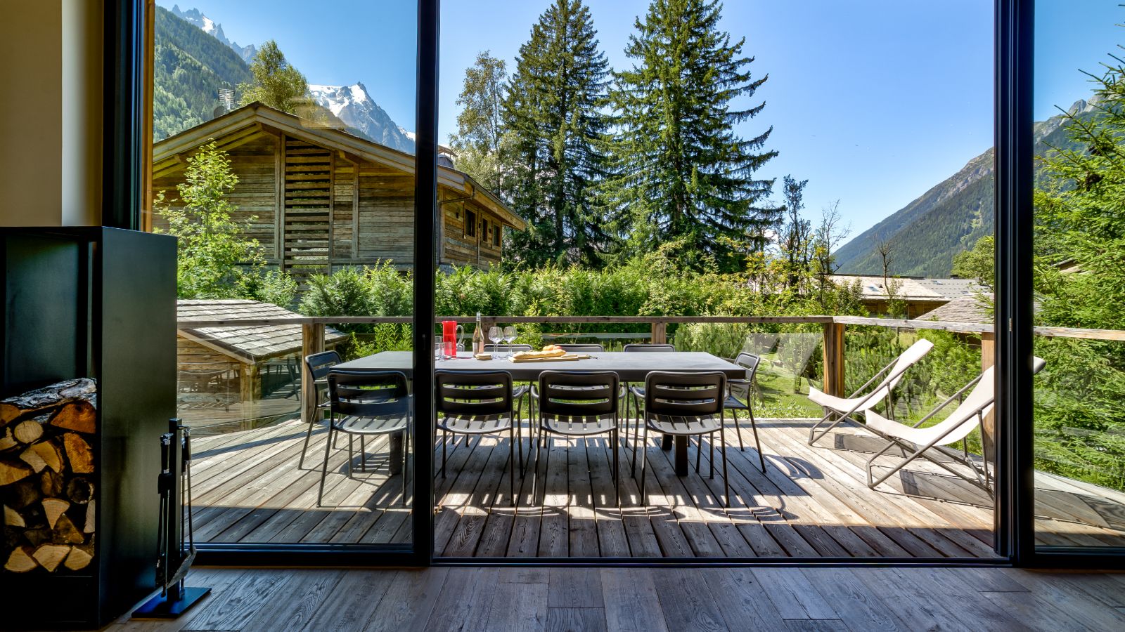 Chalet Black Stone- Inside Exterior View- Luxury Ski Chalet- Oxford Ski Company (1).jpg