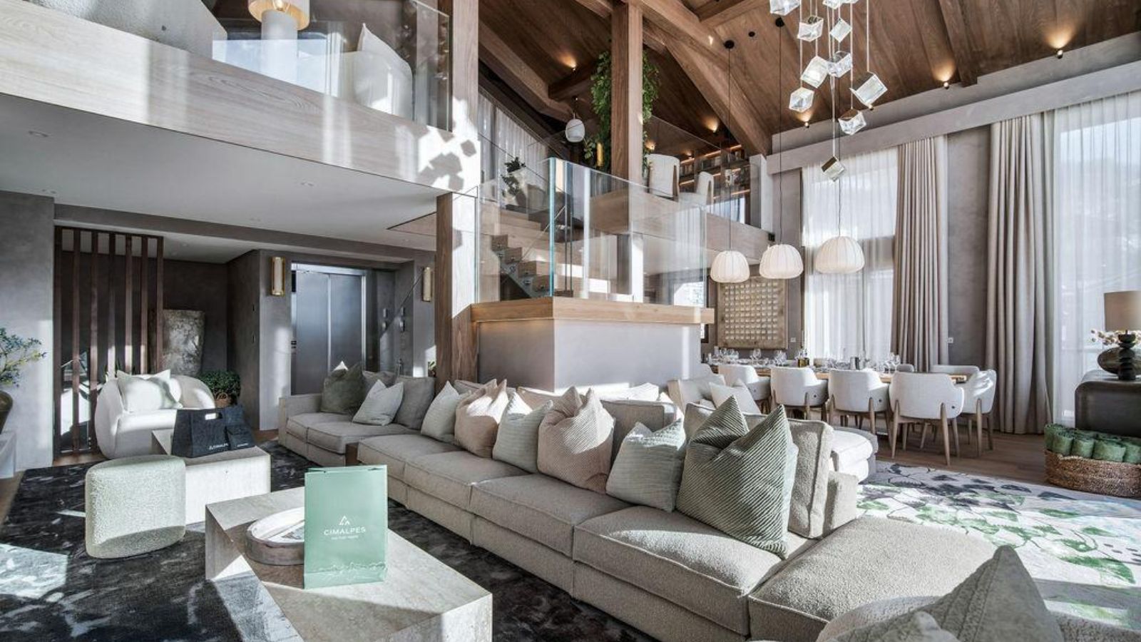 Luxury-Ski-Chalet-St-Martin-de-Belleville-Chalet-Escapade-Oxford-Ski-Livingroom.jpg