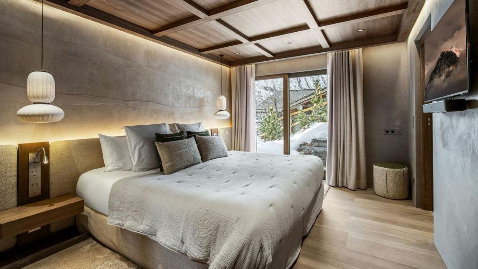 Luxury-Ski-Chalet-St-Martin-de-Belleville-Chalet-Escapade-Oxford-Ski-Bedroom1.jpg