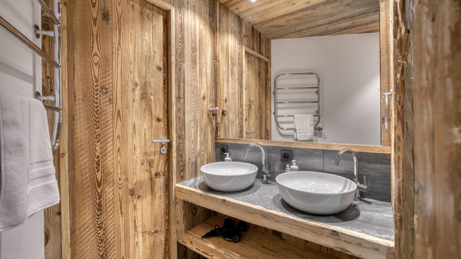 Chalet Sylvian- Bathroom 4-Luxury Ski Chalet- Oxford Ski Company.jpg