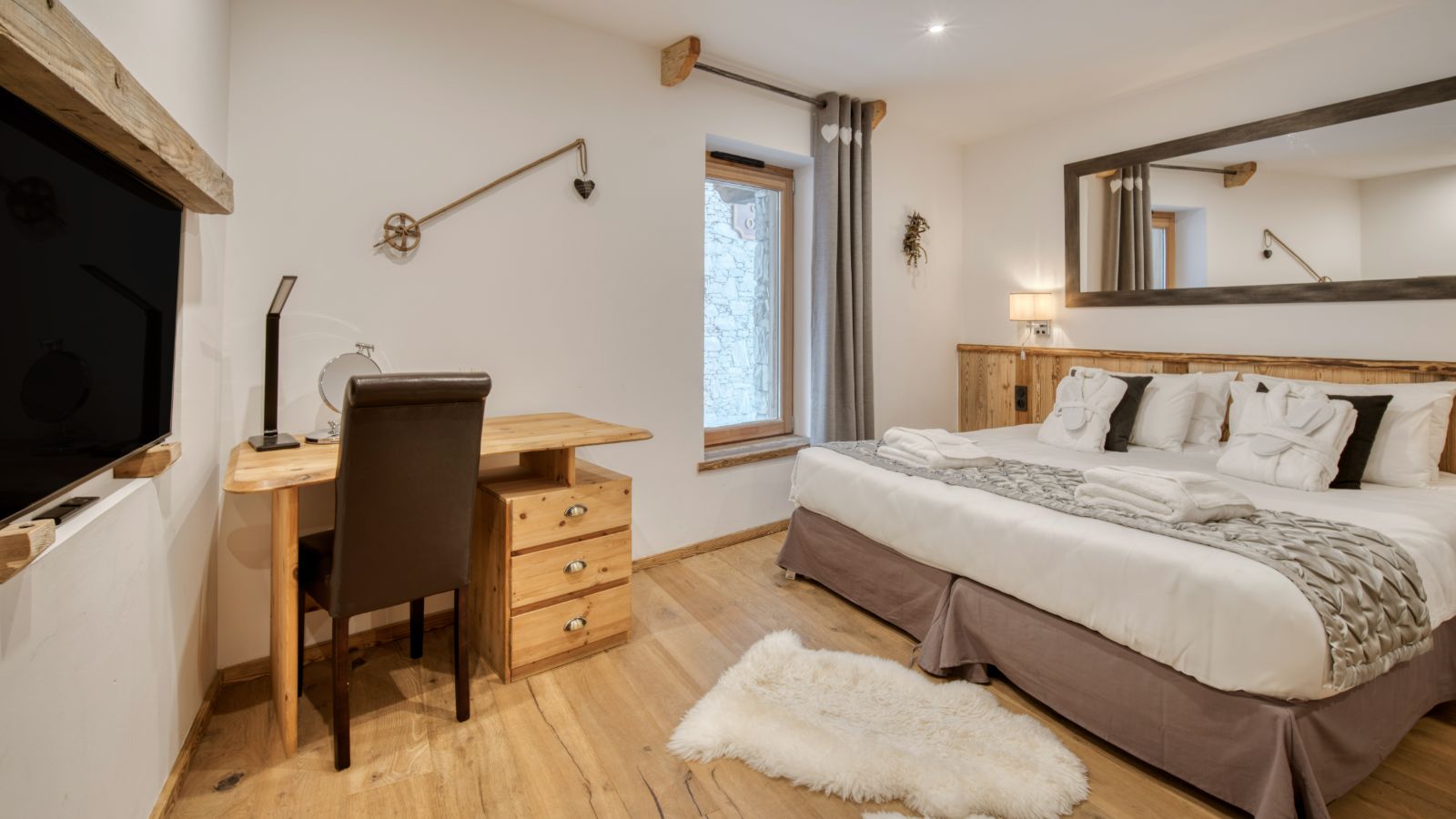 Chalet Sylvian- Bedroom 1-Luxury Ski Chalet- Oxford Ski Company.jpg