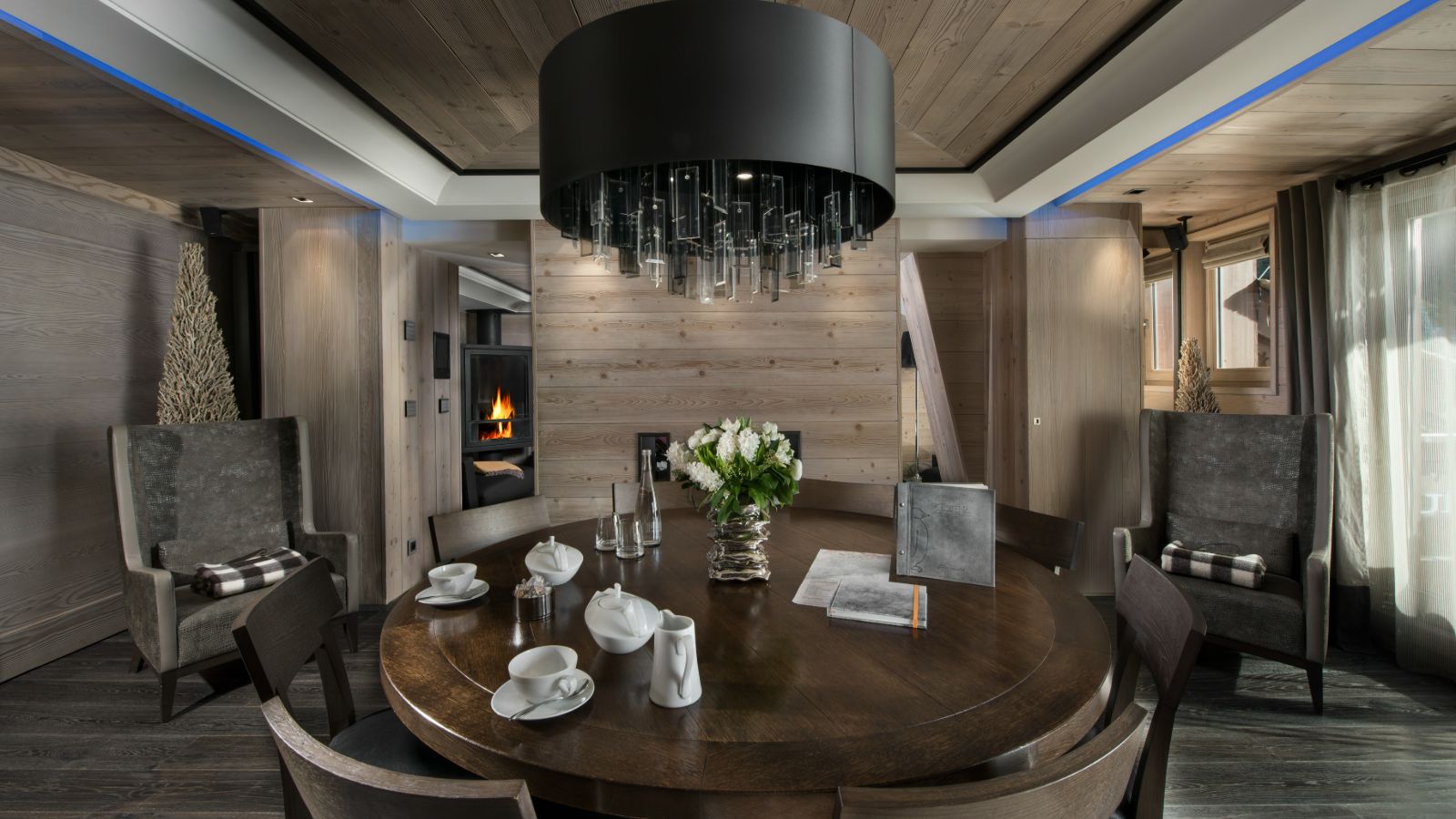 luxury-ski-chalets-courchevel-1850-apartment-onyx-oxford-ski (2).jpg