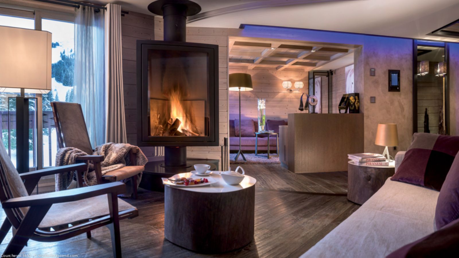 The Serpentine Apartment