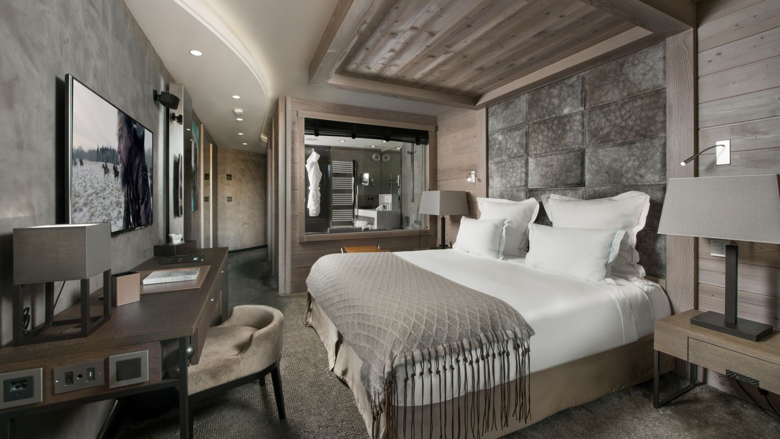 luxury-ski-chalets-courchevel 1850-apartment-serpentine-oxford-ski-bathroom (2).jpg