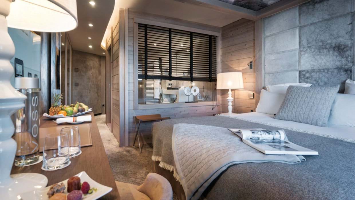 luxury-ski-chalets-courchevel-1850-apartment-topaz-oxford-ski-bedroom (1).jpg