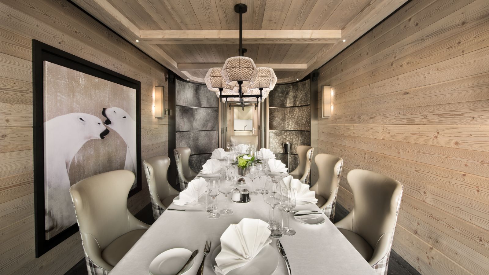 luxury-ski-chalets-courchevel-1850-apartment-topaz-oxford-ski-dining (1).jpg