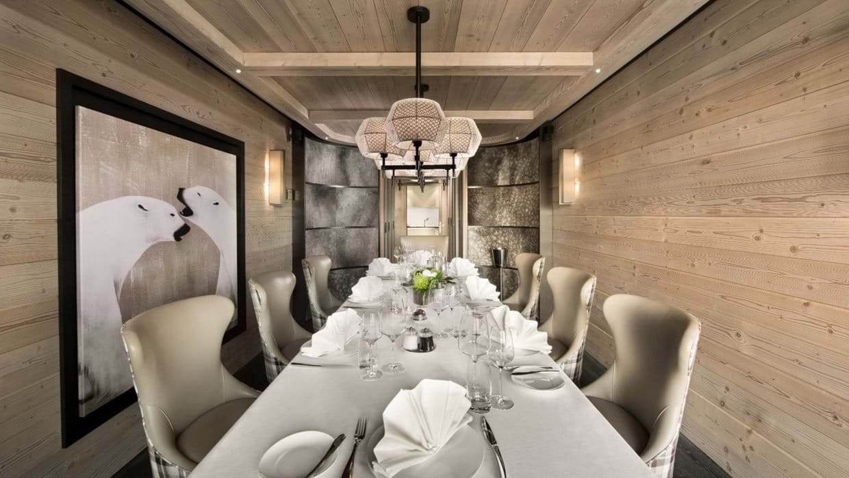 luxury-ski-chalets-courchevel-1850-apartment-topaz-oxford-ski-dining (1).jpg