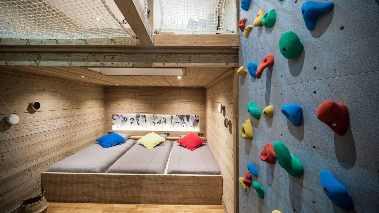 luxury-ski-chalets-meribel-chalet-tyrosolios-oxford-ski (8).jpg