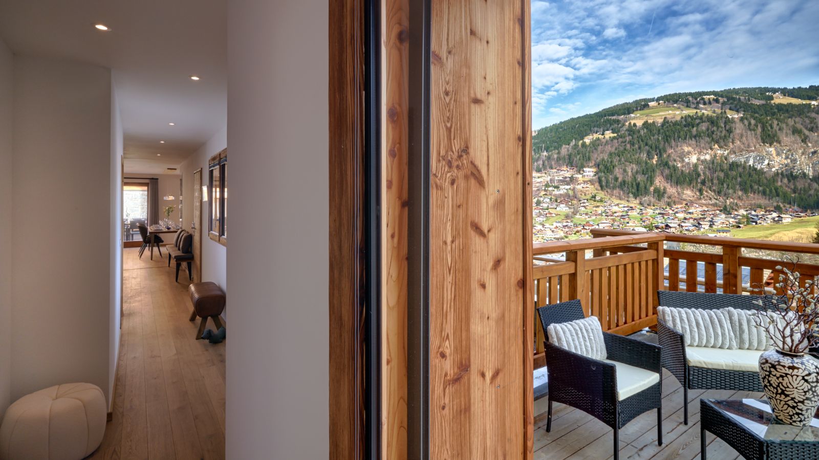 Luxury-Ski-Chalet-Morzine-Chalet-Tournesol-Oxford-Ski-Terrace2.jpg
