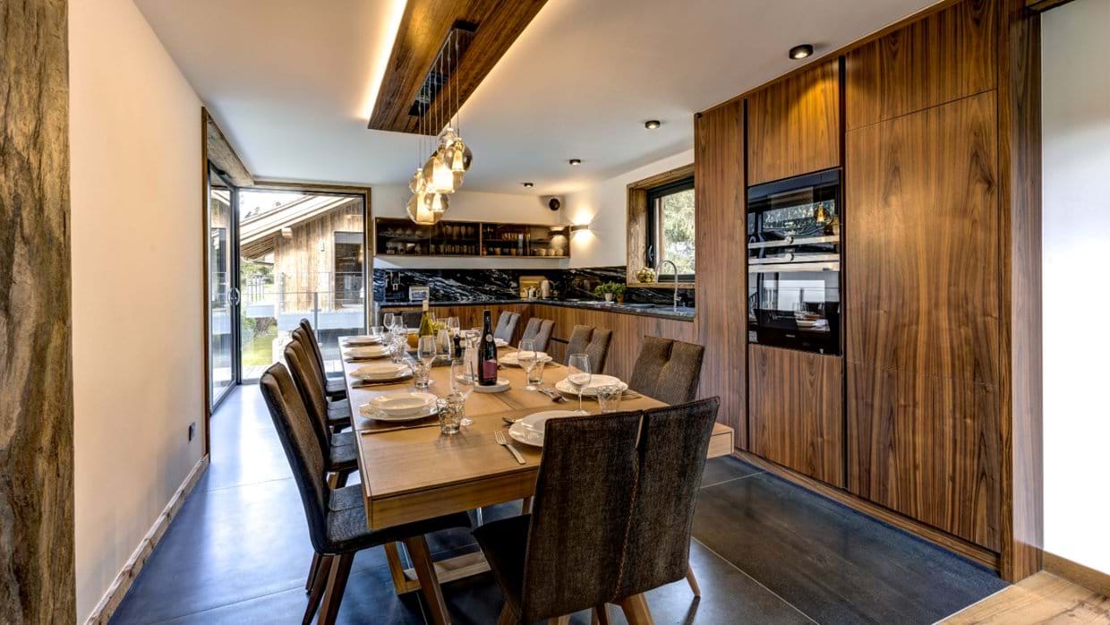 Luxury-Ski-Chalet-Chamonix-Cotes-Lavancher-Oxford-Ski-Dining.jpg