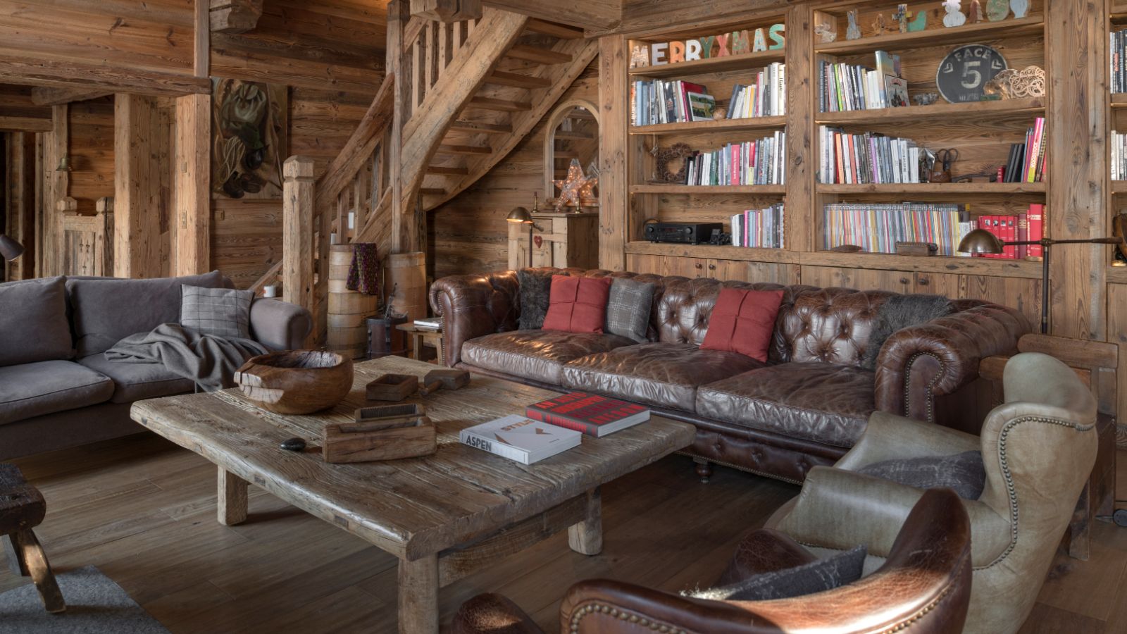 Luxury-Ski-Chalet-Meribel-Lodge SHL-Oxford-Ski-Lounge2.jpg