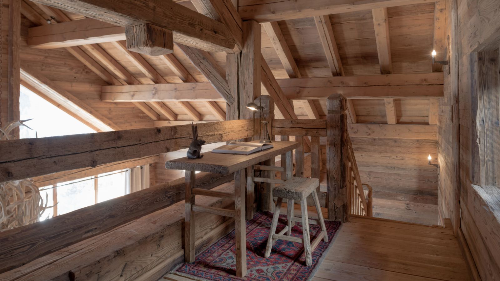 Luxury-Ski-Chalet-Meribel-Lodge SHL-Oxford-Ski-Mezzanine.jpg