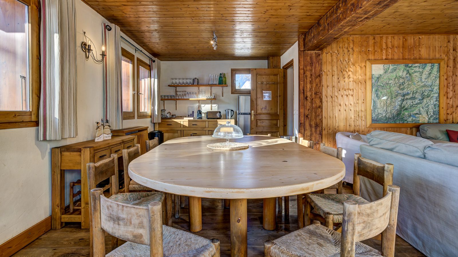 Luxury-ski-chalet-meribel-chalet-veronica-oxford-ski-dining table.jpg