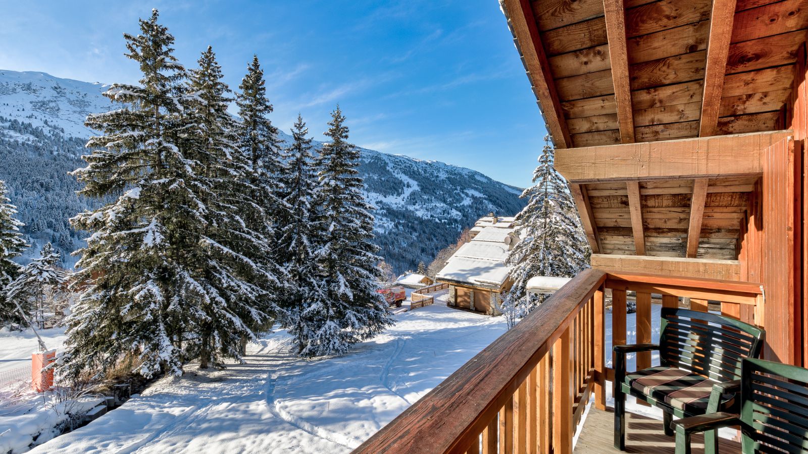 Luxury-ski-chalet-meribel-chalet-veronica-oxford-ski-view.jpg