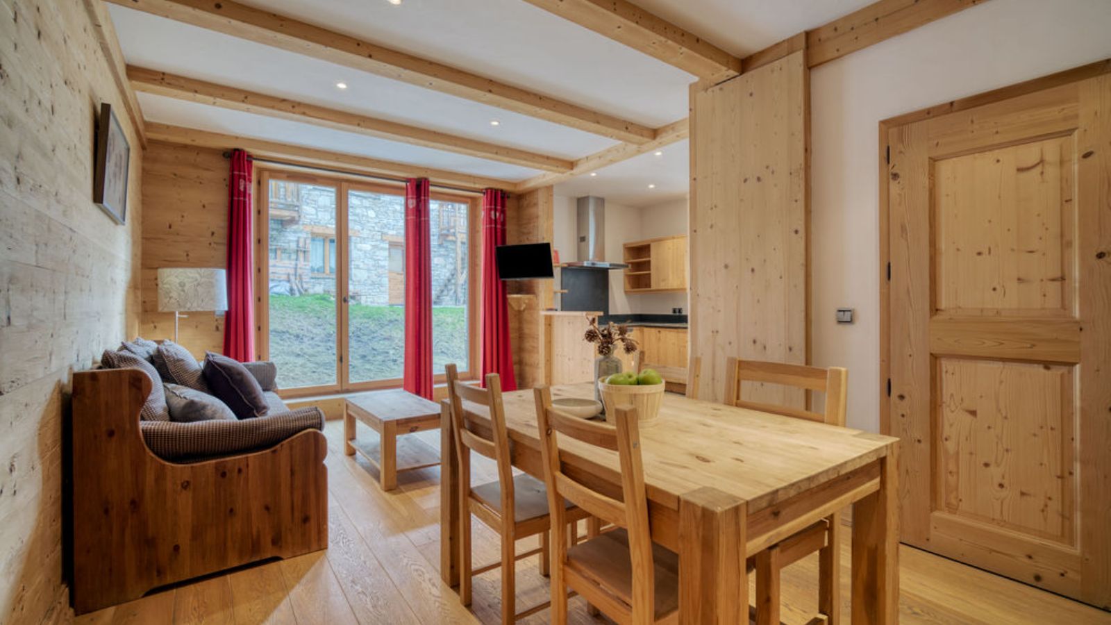 Luxury-Ski-Chalet-Val-d-Isere-Chalet-Sarire-Oxford-Ski-Kitchenette.jpg