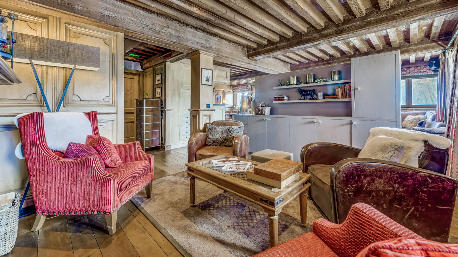 luxury-ski-chalets-courchevel-chalet-st-christophe-oxford-ski-living-room (2).jpg