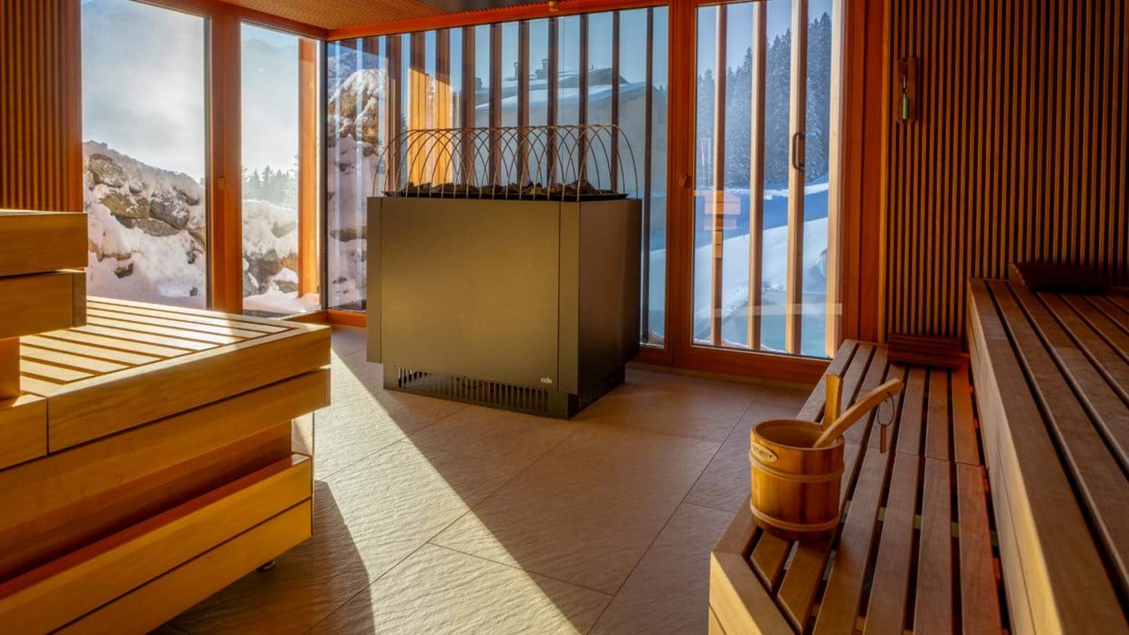 luxury-ski-hotel-lech-goldenerberg-oxford-ski-sauna.jpg