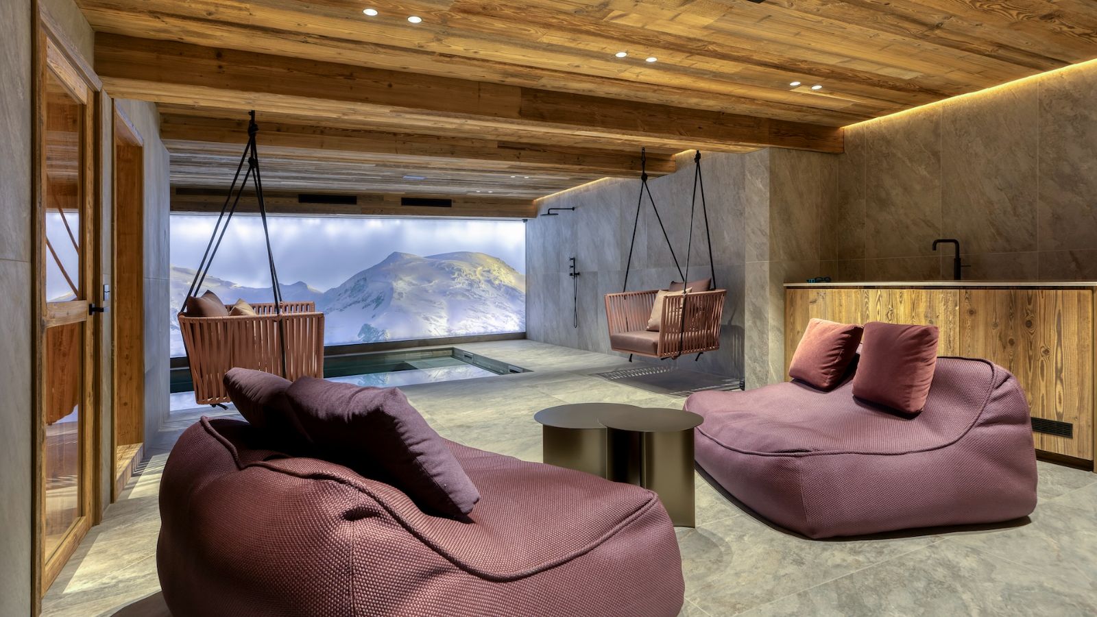 Luxury-Ski-Chalet-Megeve-Chalet-Aspen-Oxford-Ski-Spa.jpg