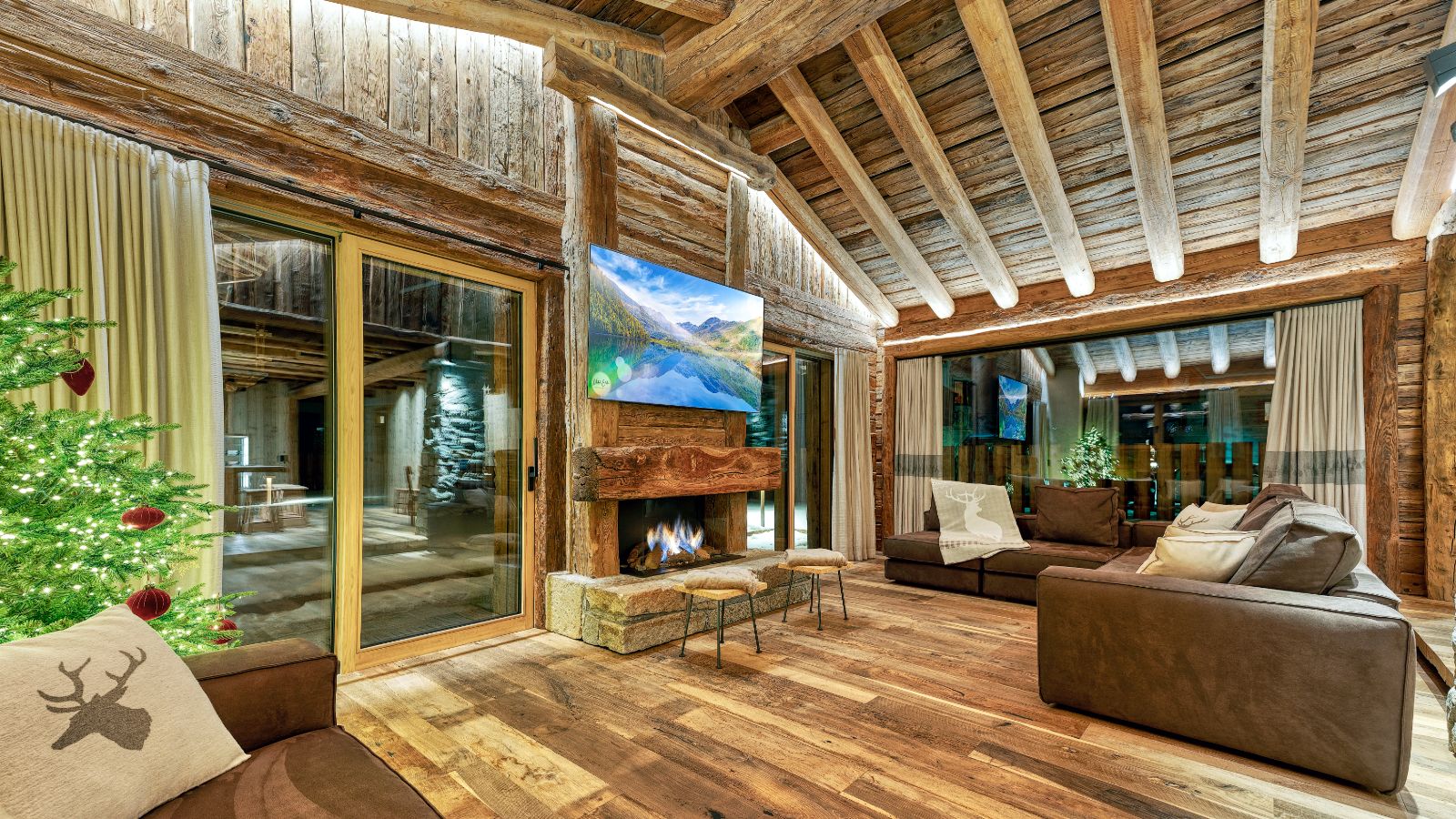 Luxury-Ski-Chalet-Livigno-AK-Chalets-Oxford-Ski-Lounge3.jpg