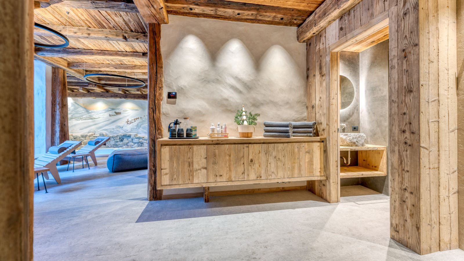 Luxury-Ski-Chalet-Livigno-AK-Chalets-Oxford-Ski-Spa2.jpg