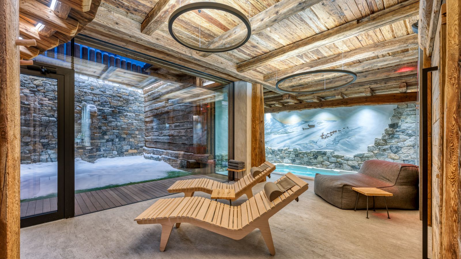 Luxury-Ski-Chalet-Livigno-AK-Chalets-Oxford-Ski-Spa3.jpg