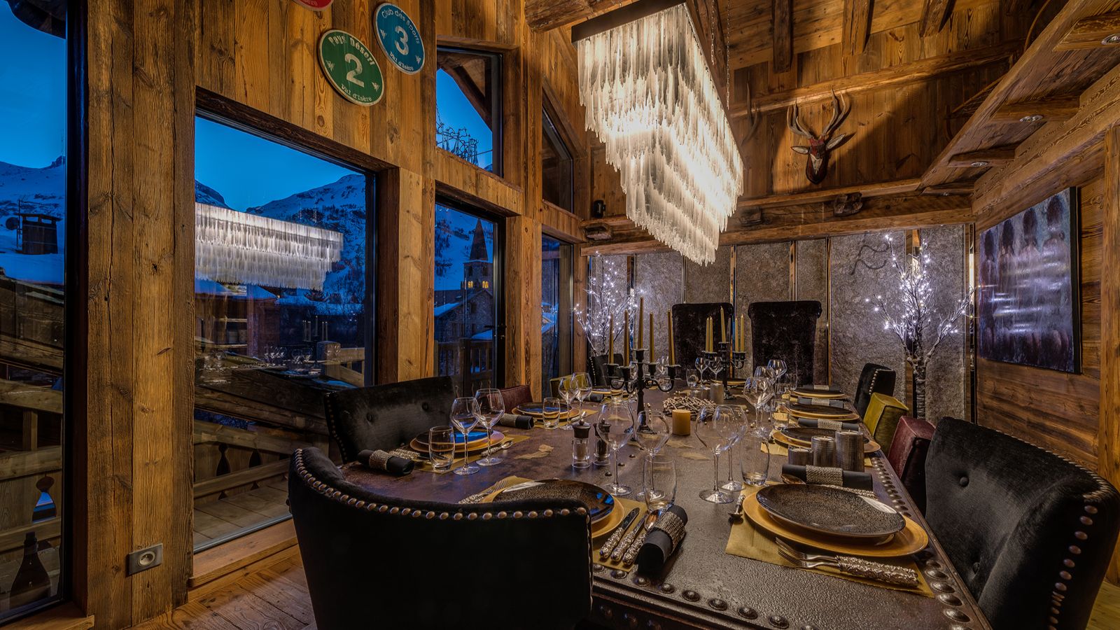 luxury-ski-chalets-val-disere-chalet-lhotse-oxford-ski-dining.jpg