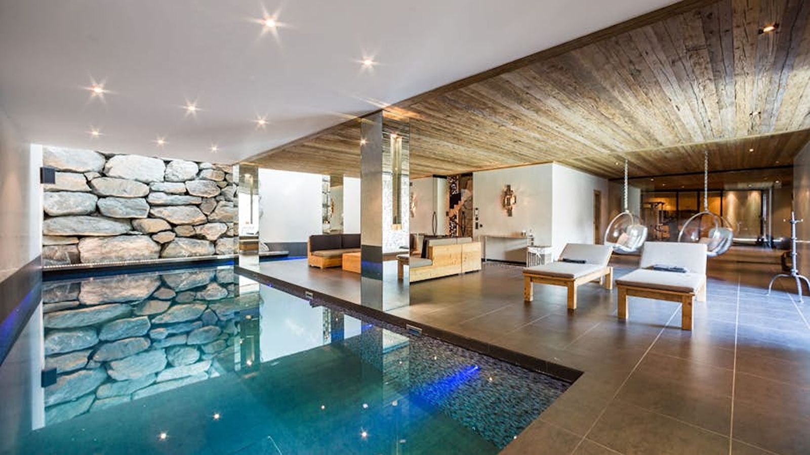 luxury-ski-chalets-verbier-chalet-norte-oxford-ski-swimming-pool (1).jpg