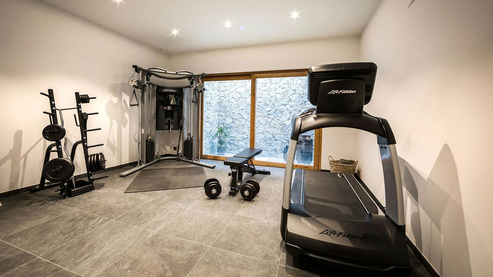 luxury-ski-chalets-verbier-chalet-calima-oxford-ski-gym.jpg