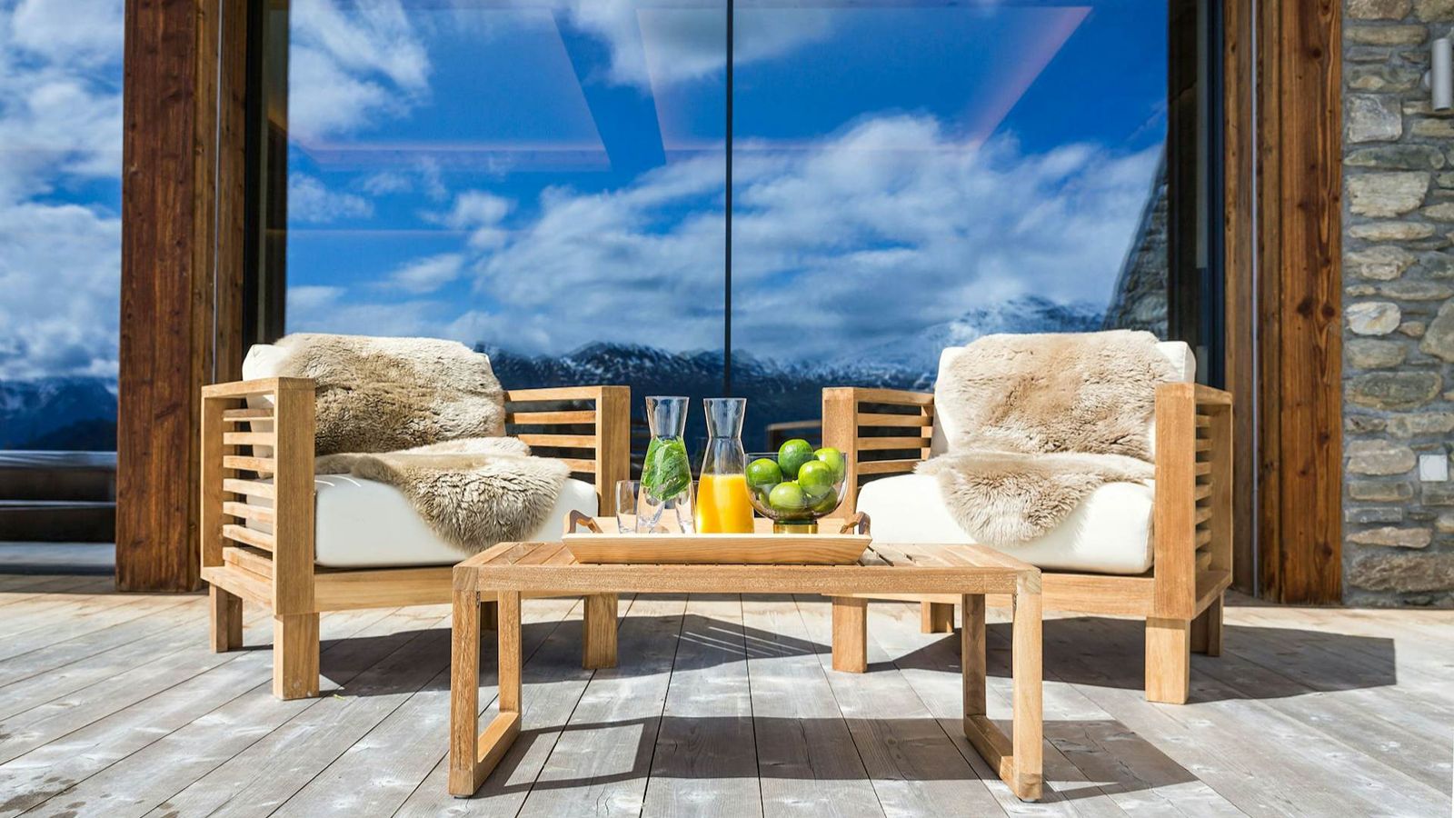 luxury-ski-chalets-verbier-calima-oxford-ski-terrace (1).jpg