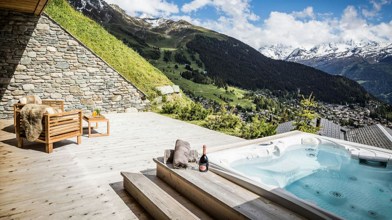 luxury-ski-chalets-verbier-calima-oxford-ski-terrace (2).jpg