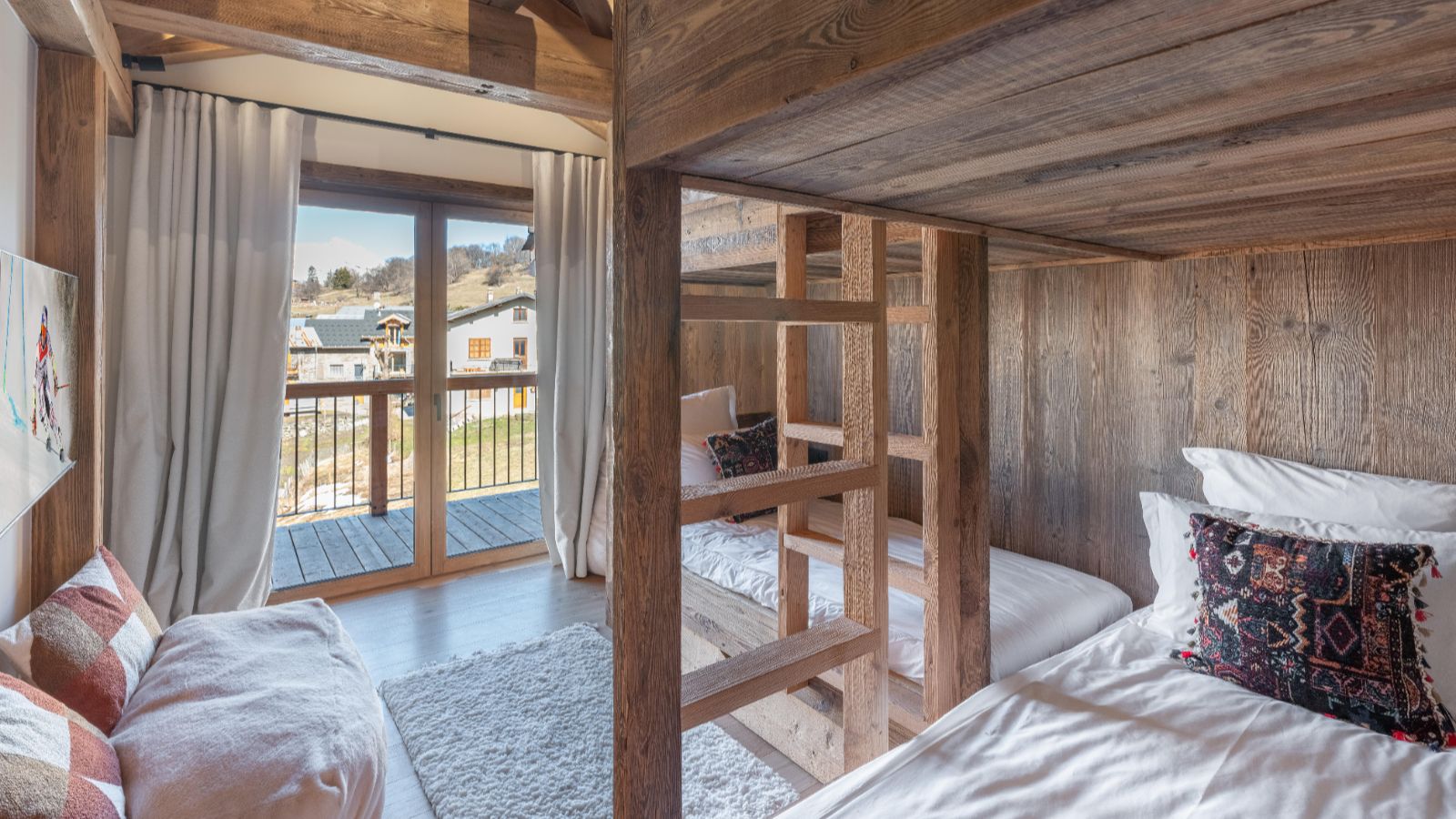 Luxury-Ski-Chalet-St-Martin-De-Belleville-Chalet-Marcel-Oxford-Ski-Bunk-Bedroom (17).jpg