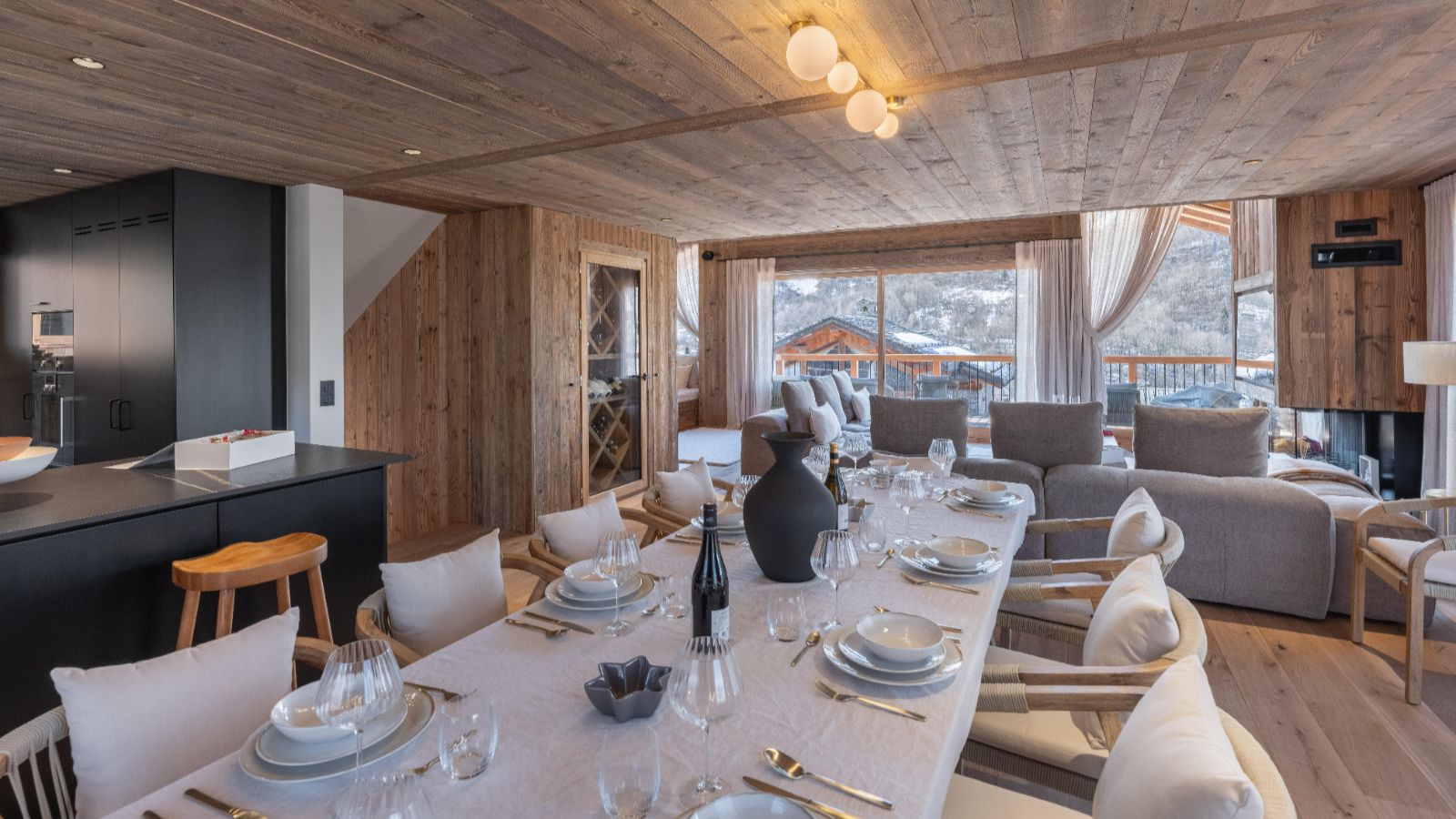 Luxury-Ski-Chalet-St-Martin-De-Belleville-Chalet-Marcel-Oxford-Ski-Dining.jpg