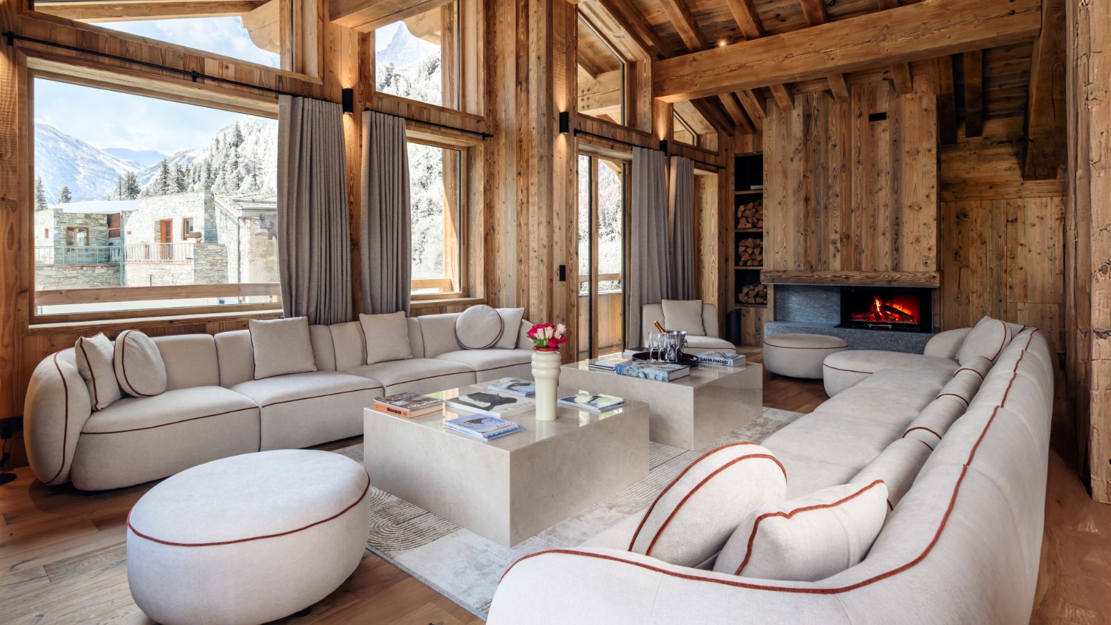 Luxury-Ski-Chalet-Val-d-Isere-Chalet-Cervinia-Oxford-Ski-Lounge2.jpg