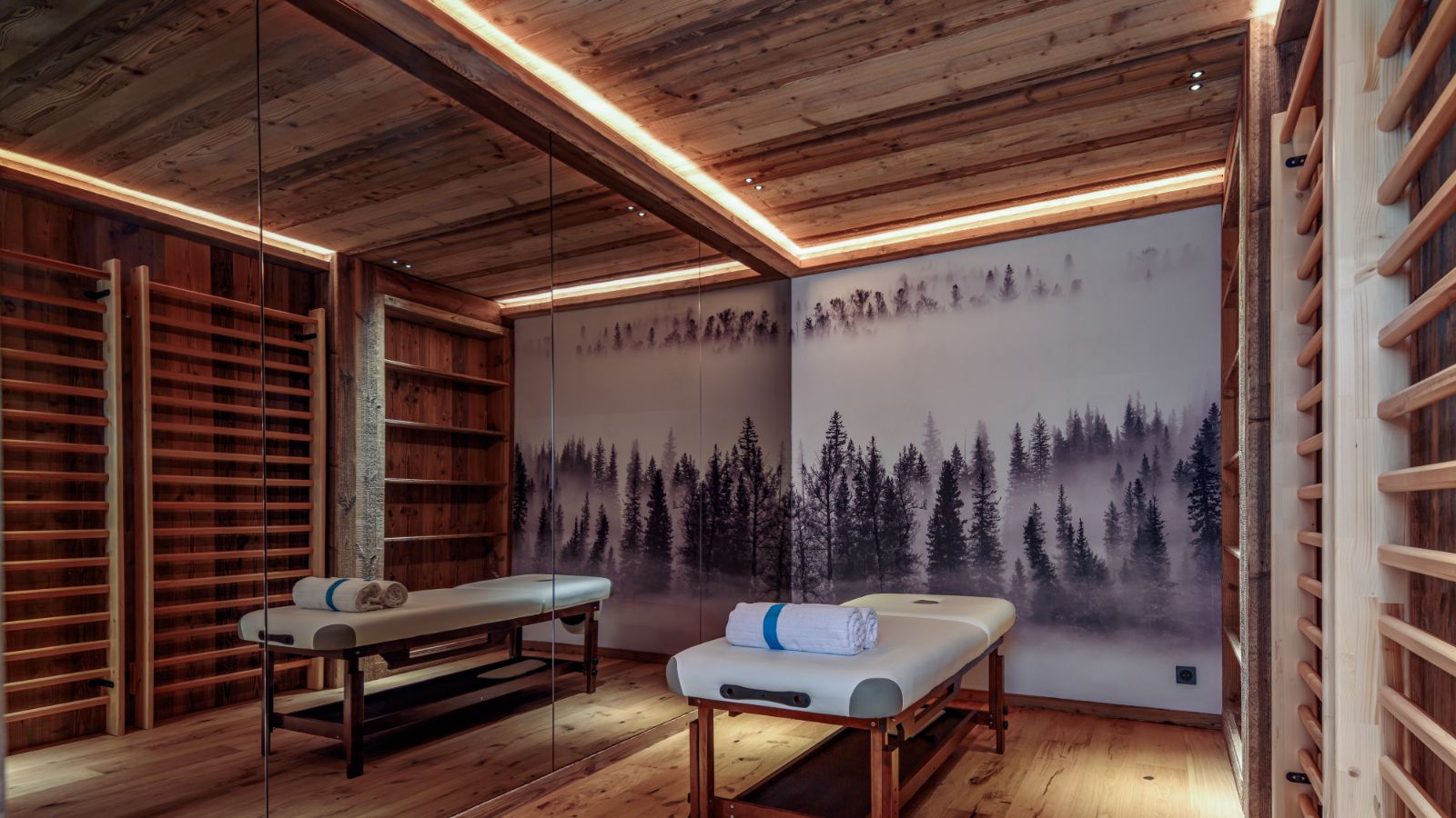 Luxury-Ski-Chalet-Val-d-Isere-Chalet-Cervinia-Oxford-Ski-Massage-Room.jpg