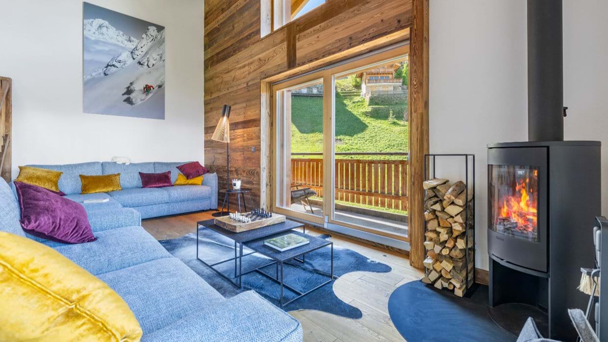 Luxury-Ski-Chalet-Veysonnaz-Penthouse-on--the-piste-Oxford-Ski-Lounge.jpg