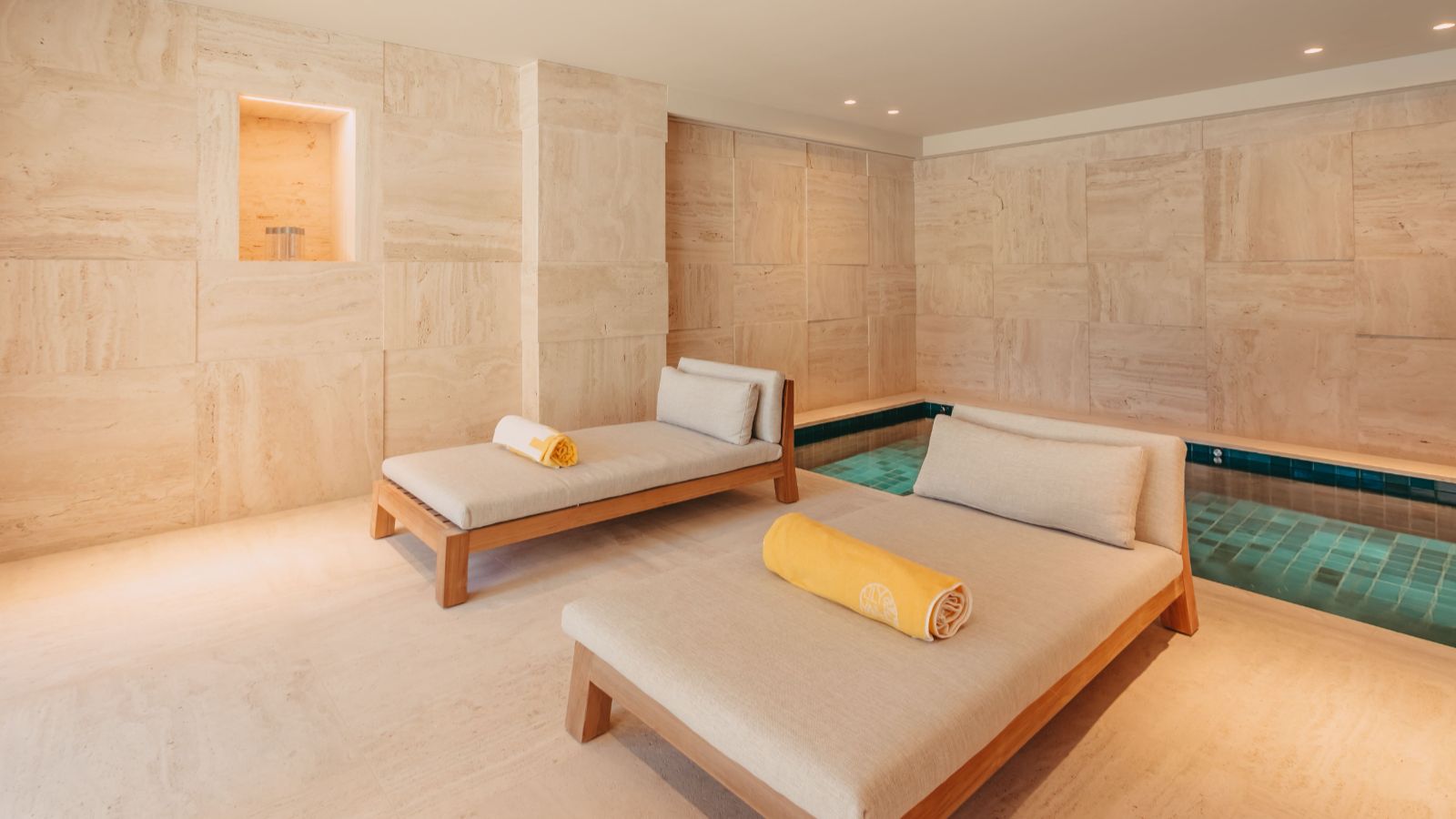 luxury-ski-chalet-courchevel-1850-lily-of-the-valley-oxford-ski-spa (1).jpg