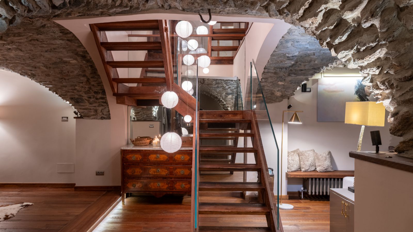 luxury-ski-chalets-milky-way-baita-1697-oxford-ski-living (3).jpg