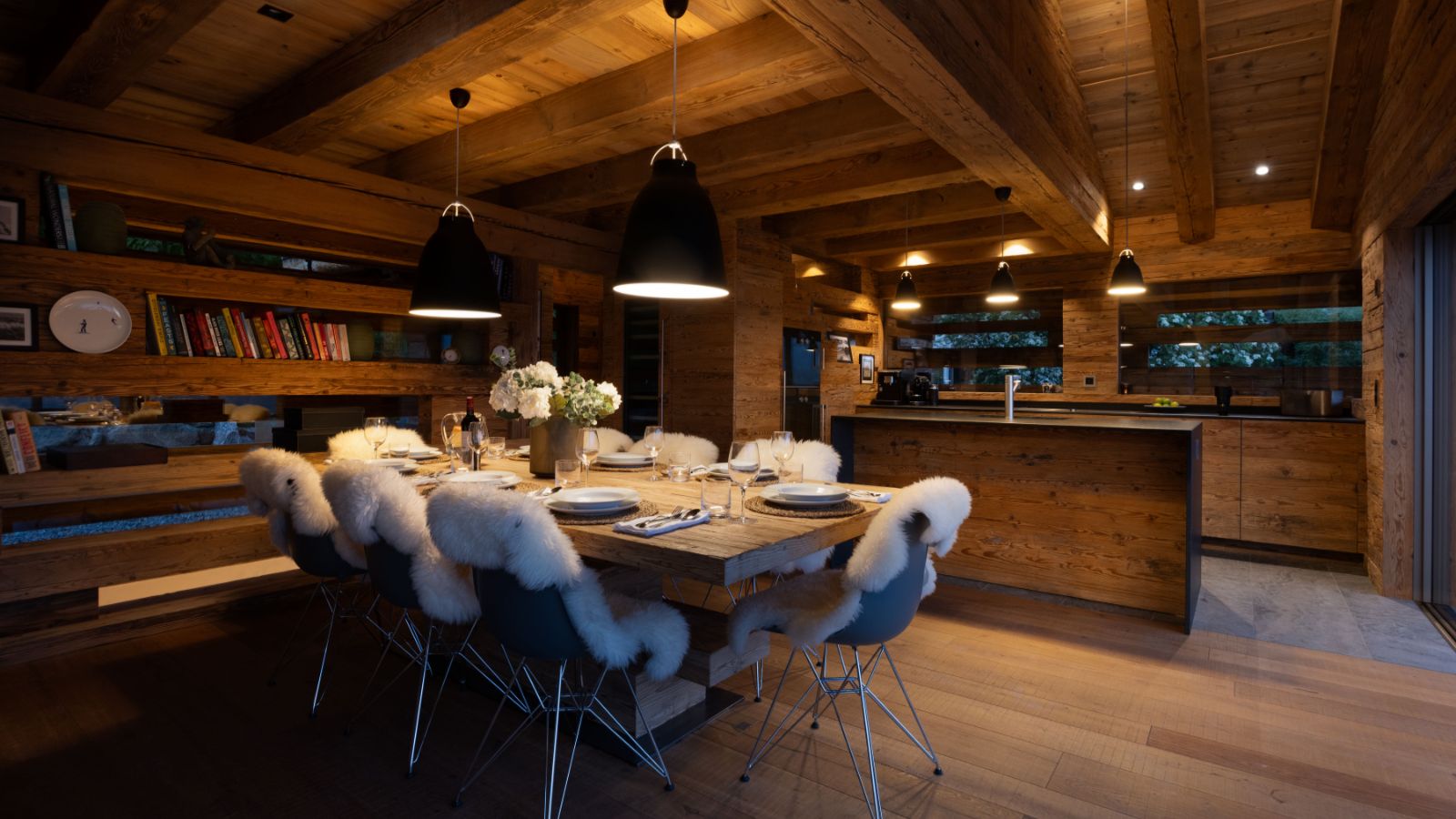 Luxury-Ski-Chalet-Verbier-Chalet-Petheo-Oxford-Ski-Dining3.jpg