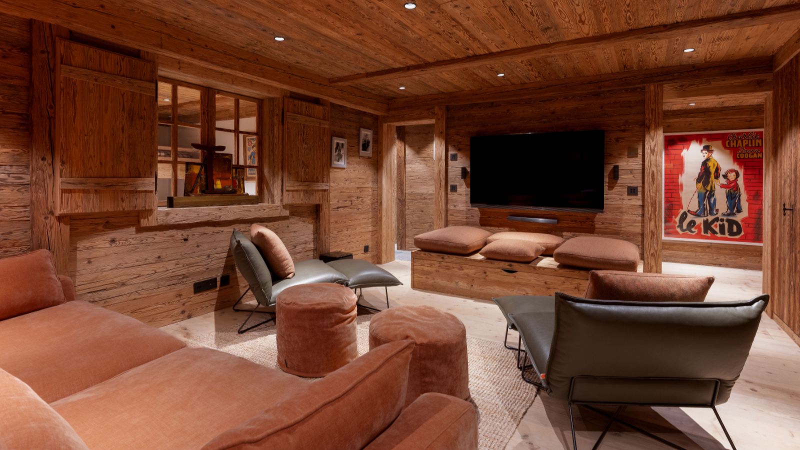 Luxury-Ski-Chalet-Verbier-Alex-Penthouse-Oxford-Ski-TV-Room.jpg
