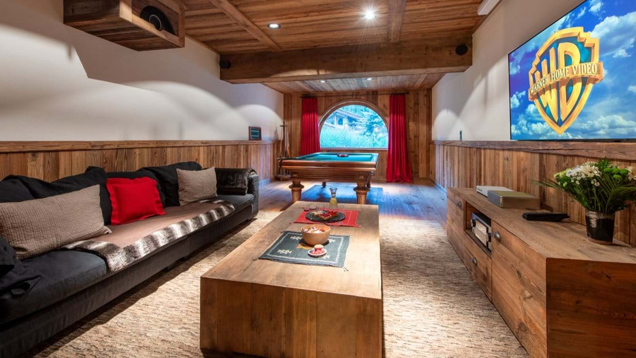 Luxury-Ski-Chalet-Val-D-Isere-Chalet-Lashca-Oxford-Ski-TV-Room.jpg