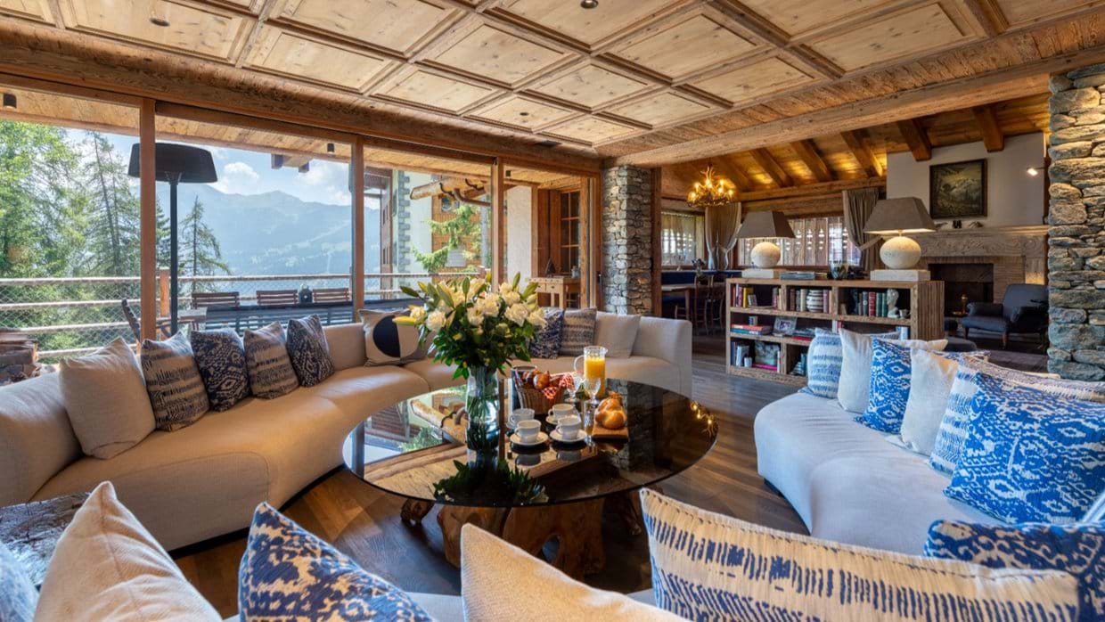 Luxury-Ski-Chalet-Verbier-Chalet-Peter-Pan-Oxford-Ski-Lounge3.jpg