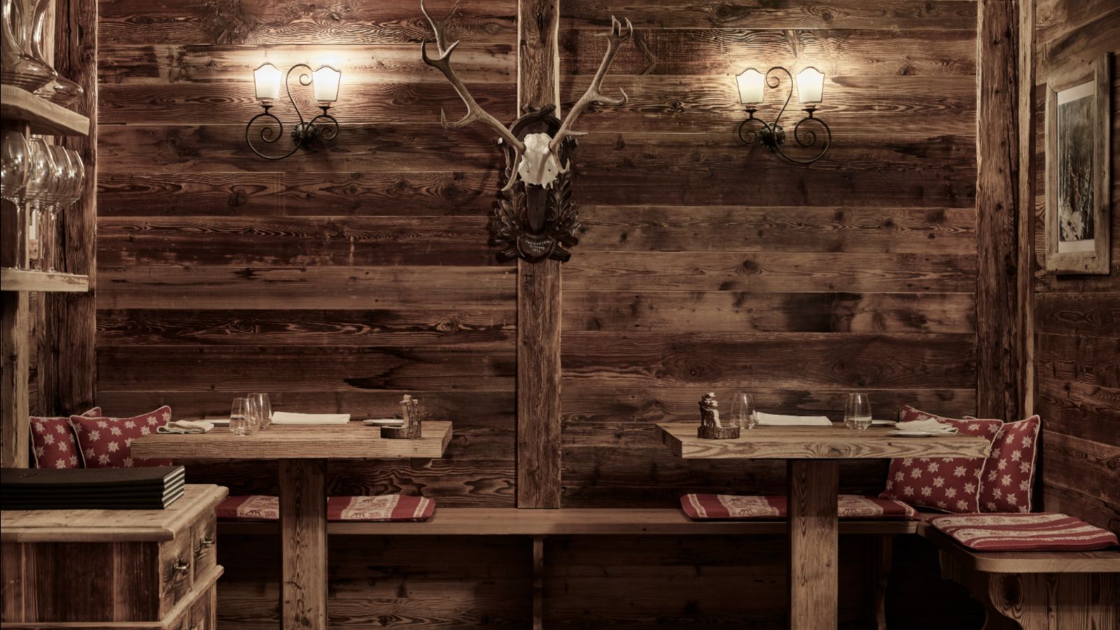 Luxury-Ski-Hotel-Madonna-di-Campiglio-Chalet-Del-Sogno-Suite (22).jpg